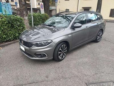 Usata Fiat Tipo Easy 120 CV (88 kW) 2018 Argento Station wagon