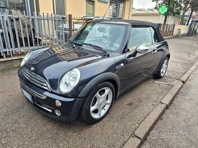 Usata Mini Cooper Cabriolet 116 CV (85 kW) 2007 Nero Cabrio