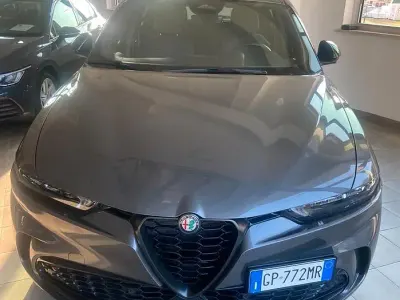 Usata Alfa Romeo Tonale Sprint 131 CV (96 kW) 2023 Grigio SUV