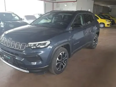 Usata Jeep Compass Limited 131 CV (96 kW) 2022 Blu/azzurro SUV