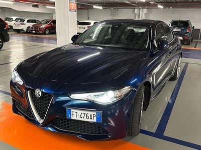 Usata Alfa Romeo Giulia 160 CV (117 kW) 2018 Blu Berlina