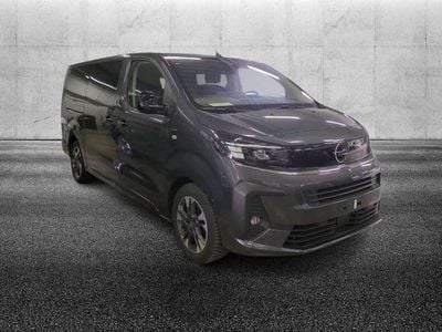 Grigio Usata 2024 Opel Zafira Life Business Monovolume | 37.950 € (Buon prezzo)