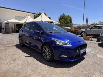 Usata Ford Fiesta ST-Line 120 CV (88 kW) 2018 Blu/azzurro Utilitaria