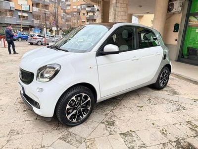 Usata Smart ForFour Passion 71 CV (52 kW) 2016 Bianco Utilitaria