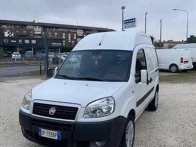 Usata Fiat Doblò 75 CV (55 kW) 2008 Monovolume