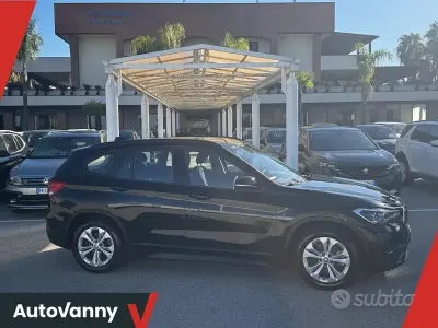 Usata BMW X1 Advantage 125 CV (91 kW) 2021 Nero SUV