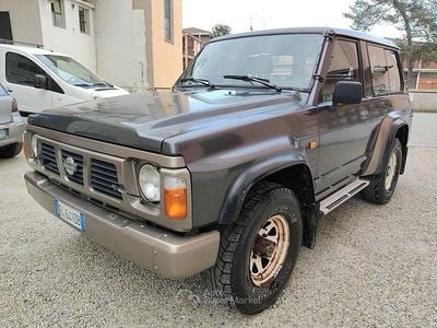 Usata Nissan Patrol 116 CV (85 kW) 1991 Grigio SUV