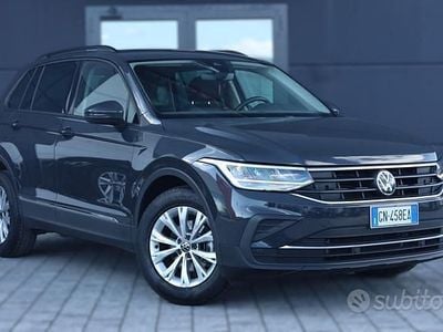 Usata VW Tiguan Life 150 CV (110 kW) 2023 Grigio SUV