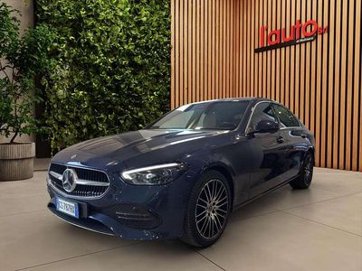 Usata Mercedes C220 AMG Line Premium Plus 200 CV (147 kW) 2024 Blu Berlina