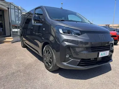 Usata Fiat E-Ulysse 130 kW (177 CV) 2025 Grigio Monovolume