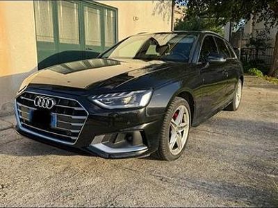 Usata Audi A4 163 CV (119 kW) 2019 Nero Station wagon