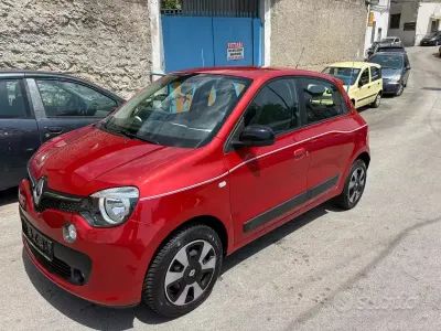 Usata Renault Twingo Intens 69 CV (50 kW) 2017 Viola Utilitaria
