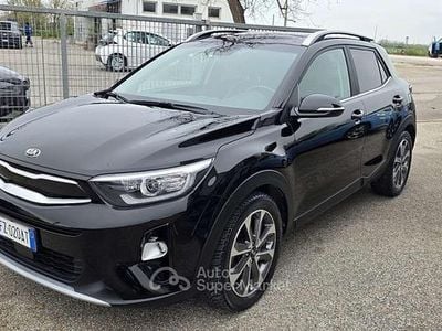 Usata Kia Stonic Style 116 CV (85 kW) 2019 Nero SUV