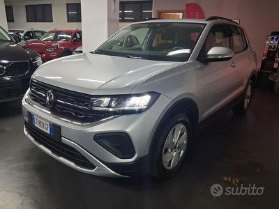 Usata VW T-Cross Life 95 CV (69 kW) 2024 Grigio SUV