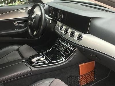 Usata Mercedes E220 194 CV (142 kW) 2019 Grigio Berlina