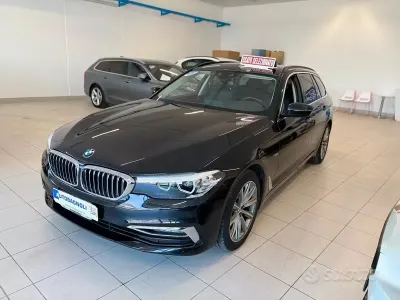 Usata BMW 520 Luxury Line 190 CV (139 kW) 2017 Nero Station wagon
