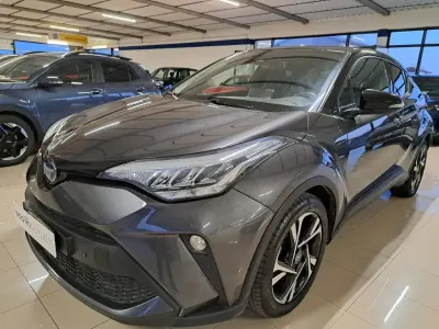 Usata Toyota C-HR Trend 184 CV (135 kW) 2022 Grigio SUV