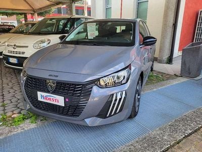 Usata Peugeot 208 Active 101 CV (74 kW) 2024 Grigio scuro metallizzato Utilitaria