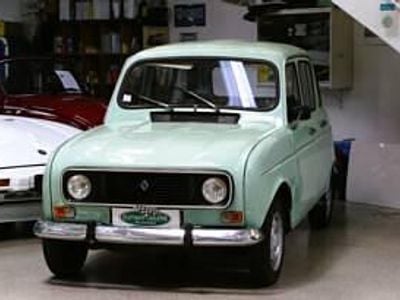 Usata Renault R4 34 CV (25 kW) 1981 Verde Berlina