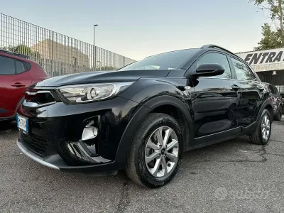 Usata Kia Stonic Style 120 CV (88 kW) 2018 Nero SUV