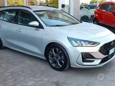 Begagnad Ford Focus ST 115 HK (84 kW) 2024 Grå Kombi