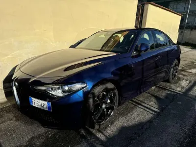 Usata Alfa Romeo Giulia Super 150 CV (110 kW) 2018 Berlina