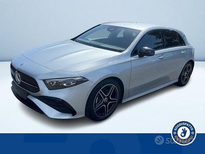Usado Mercedes A180 AMG 2025 Gris Berlina