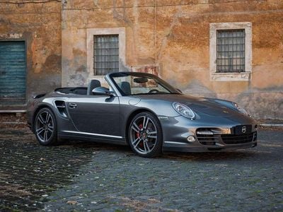 Usata Porsche 997 500 CV (367 kW) 2009 Meteorgrau met. Cabrio