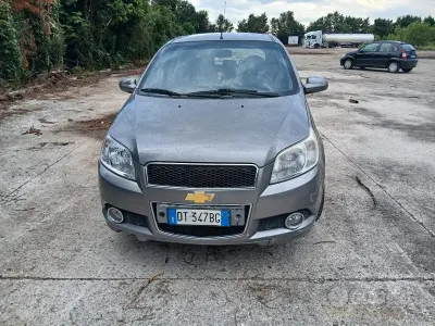 Usata Chevrolet Aveo 84 CV (61 kW) 2010 Grigio Berlina