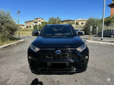 Usata Toyota RAV4 Hybrid Edition 178 CV (130 kW) 2021 Nero SUV