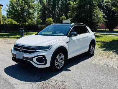 Usata VW T-Roc 150 CV (110 kW) 2023 Bianco SUV