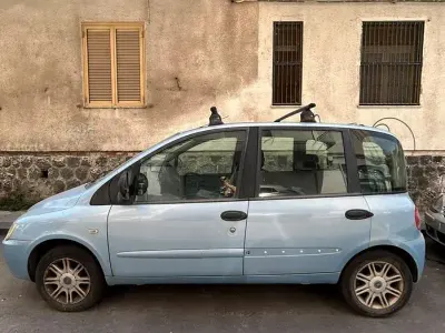 Usata Fiat Multipla 103 CV (75 kW) 2008 Bluazzurro Monovolume