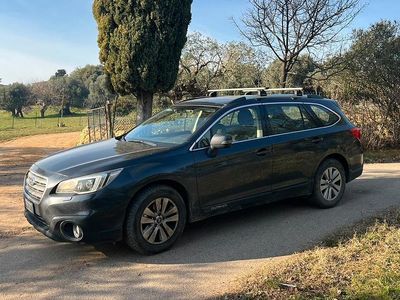 Usata Subaru Outback 150 CV (110 kW) 2015 Nero Station wagon