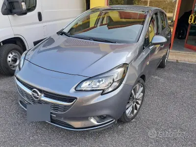 Usata Opel Corsa 90 CV (66 kW) 2017 Grigio Utilitaria
