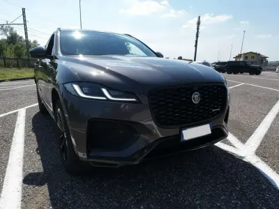 Usata Jaguar F-Pace R-Dynamic 204 CV (150 kW) 2021 SUV