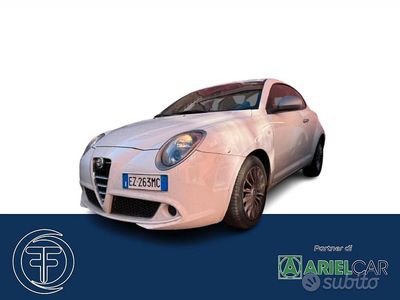Usata Alfa Romeo MiTo Distinctive 85 CV (62 kW) 2015 Bianco Utilitaria