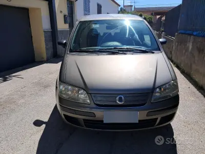 Usata Fiat Idea 70 CV (51 kW) 2007 Monovolume
