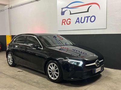 Usata Mercedes A180 116 CV (85 kW) 2019 Nero Berlina