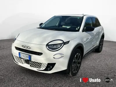 Usata Fiat 600 La Prima 110 CV (80 kW) 2025 Bianco SUV
