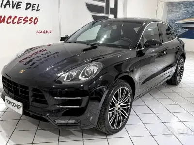 Usata Porsche Macan Turbo 400 CV (294 kW) 2016 Nero(met.) SUV