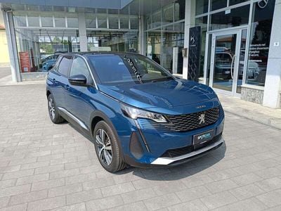 Usata Peugeot 3008 Allure 136 CV (100 kW) 2024 Blu celebs SUV