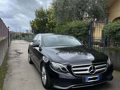 Usata Mercedes E200 Business 2018 Nero Berlina