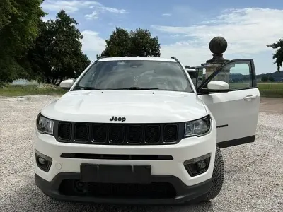 Usata Jeep Compass 120 CV (88 kW) 2018 Bianco SUV