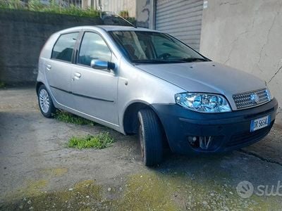 Usata Fiat Punto 69 CV (50 kW) 2008 Grigio Utilitaria