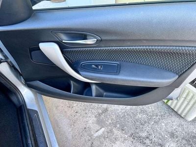 Usata BMW 116 109 CV (80 kW) 2019 Argento Utilitaria