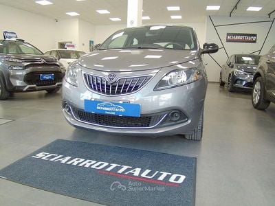 Usata Lancia Ypsilon Silver 69 CV (50 kW) 2022 Utilitaria