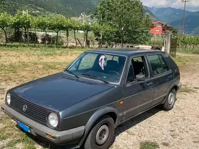 Begagnad VW Golf II 73 HK (53 kW) 1986 Halvkombi