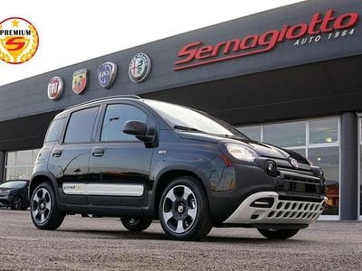 Nouvelle Fiat Panda Cross Cross 70 ch (51 kW) 2025 Noir Citadine