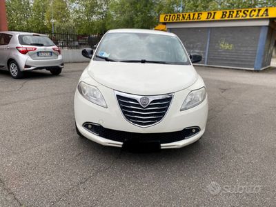 usata Lancia Ypsilon 1.2 GPL neopatentati euro5