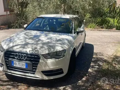Usata Audi A3 105 CV (77 kW) 2013 Bianco Berlina